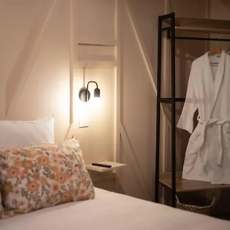 Suite & Spa Privatif Domaine Des Demoiselles Hauteville  Exterior photo